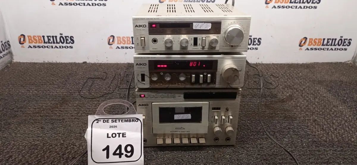LOTE 149 - 01 SINTONIZADOR AM/FM, 01 AMPLIFICADOR E 01 TOCA FITAS MARCA AIKO. (NO ESTADO) ATENÇÃO! FAZER A VISITAÇÃO ANTES DE ARREMATAR, NÃO SABEMOS SE FUNCIONA, LEILÃO NÃO TEM GARANTIA E NEM DEVOLUÇÃO, SUJEITO A POSSÍVEIS AVARIAS VISÍVEIS/OCULTAS E/OU AUSÊNCIA DE COMPONENTES.