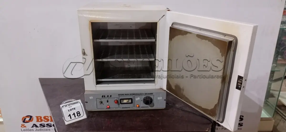 LOTE 118 - 01 ESTUFA PARA ESTERILIZAÇÃO E SECAGEM MODELO EL-1-1. (NO ESTADO) ATENÇÃO! FAZER A VISITAÇÃO ANTES DE ARREMATAR, NÃO SABEMOS SE FUNCIONA, LEILÃO NÃO TEM GARANTIA E NEM DEVOLUÇÃO, SUJEITO A POSSÍVEIS AVARIAS VISÍVEIS/OCULTAS E/OU AUSÊNCIA DE COMPONENTES.