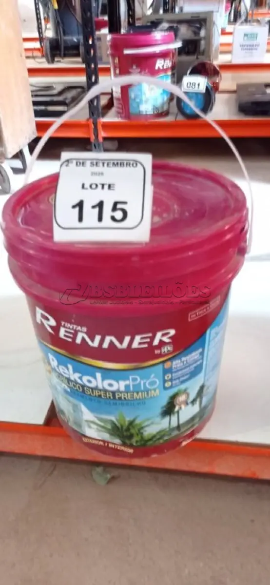 LOTE 115 - 01 BALDE DE TINTA ACRÍLICA SUPER PREMIUM NA COR BASE MÉDIA SEMIBRILHO DE 16L MARCA RENNER. (NO ESTADO) ATENÇÃO! FAZER A VISITAÇÃO ANTES DE ARREMATAR, NÃO SABEMOS SE FUNCIONA, LEILÃO NÃO TEM GARANTIA E NEM DEVOLUÇÃO, SUJEITO A POSSÍVEIS AVARIAS VISÍVEIS/OCULTAS E/OU AUSÊNCIA DE COMPONENTES.