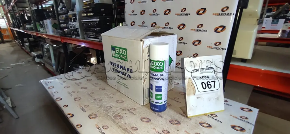 LOTE 067 - 12 UNIDADES DE ESPUMA PU EXPANSIVA COM 500ML CADA MARCA EIXO NOBRE. (NO ESTADO) ATENÇÃO! FAZER A VISITAÇÃO ANTES DE ARREMATAR, NÃO SABEMOS SE FUNCIONA, LEILÃO NÃO TEM GARANTIA E NEM DEVOLUÇÃO, SUJEITO A POSSÍVEIS AVARIAS VISÍVEIS/OCULTAS E/OU AUSÊNCIA DE COMPONENTES.