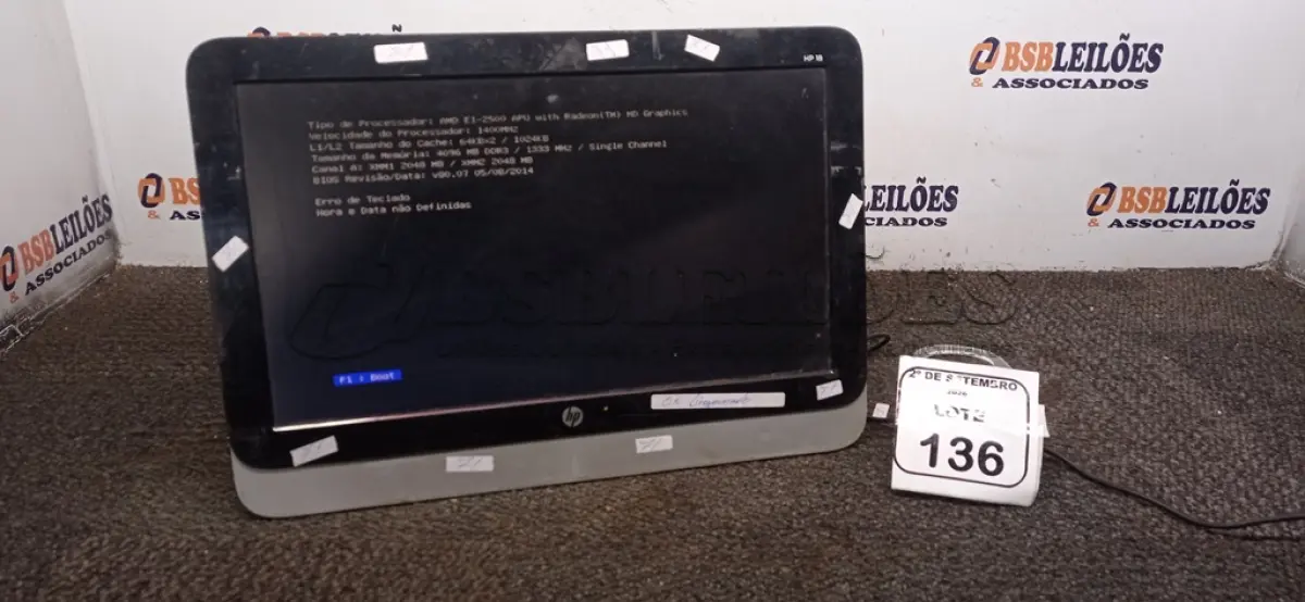 LOTE 136 - 01 COMPUTADOR ALL IN ONE MARCA HP. (NO ESTADO) ATENÇÃO! FAZER A VISITAÇÃO ANTES DE ARREMATAR, NÃO SABEMOS SE FUNCIONA, LEILÃO NÃO TEM GARANTIA E NEM DEVOLUÇÃO, SUJEITO A POSSÍVEIS AVARIAS VISÍVEIS/OCULTAS E/OU AUSÊNCIA DE COMPONENTES.