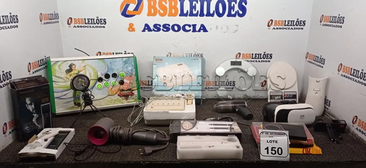 LOTE 150 - 01 LOTE COM SECRETÁRIA ELETRÔNICA, BALANÇAS, MÁQUINA DE CORTAR CABELO, JOYSTIC DE ARADE E ELETRÔNICOS DIVERSOS. (NO ESTADO) ATENÇÃO! FAZER A VISITAÇÃO ANTES DE ARREMATAR, NÃO SABEMOS SE FUNCIONA, LEILÃO NÃO TEM GARANTIA E NEM DEVOLUÇÃO, SUJEITO A POSSÍVEIS AVARIAS VISÍVEIS/OCULTAS E/OU AUSÊNCIA DE COMPONENTES.