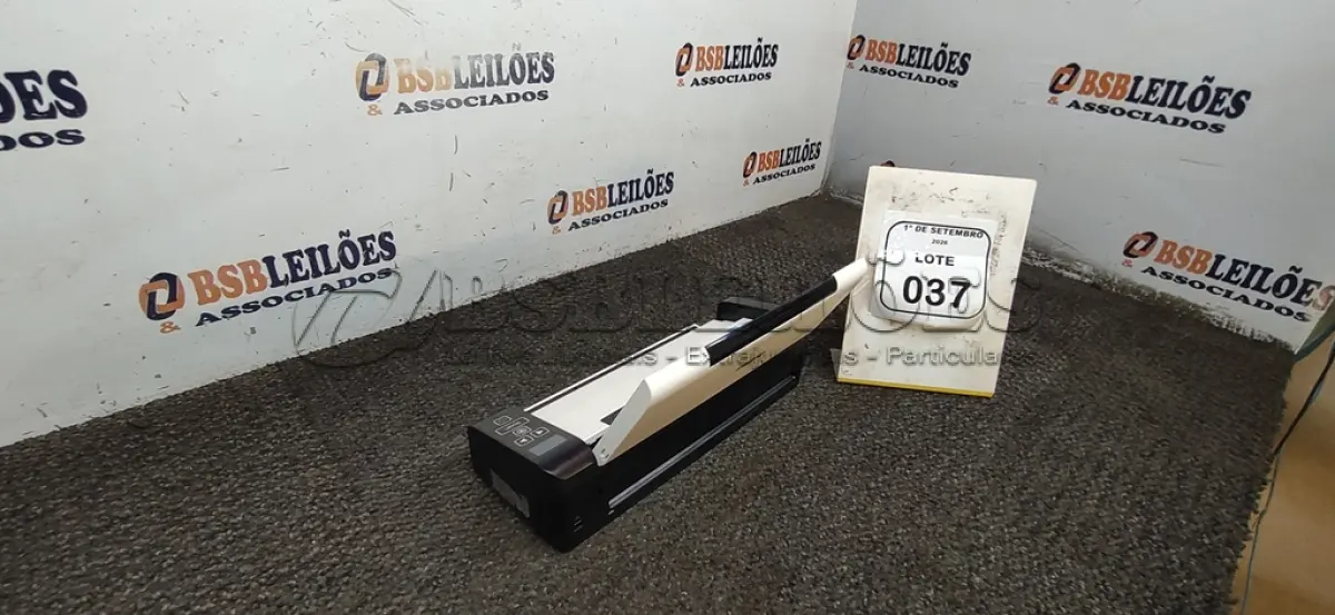 LOTE 037 - 01 SCANNER MARCA AVISION. (NO ESTADO) ATENÇÃO! FAZER A VISITAÇÃO ANTES DE ARREMATAR, NÃO SABEMOS SE FUNCIONA, LEILÃO NÃO TEM GARANTIA E NEM DEVOLUÇÃO, SUJEITO A POSSÍVEIS AVARIAS VISÍVEIS/OCULTAS E/OU AUSÊNCIA DE COMPONENTES.
