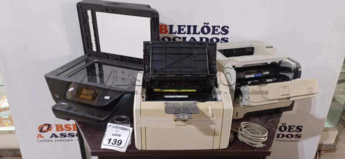 LOTE 139 - 03 IMPRESSORAS MODELO OFFICEJET PRO 6970, LASERJET 1022 E LASERJET P2055 MARCA HP. (NO ESTADO) ATENÇÃO! FAZER A VISITAÇÃO ANTES DE ARREMATAR, NÃO SABEMOS SE FUNCIONA, LEILÃO NÃO TEM GARANTIA E NEM DEVOLUÇÃO, SUJEITO A POSSÍVEIS AVARIAS VISÍVEIS/OCULTAS E/OU AUSÊNCIA DE COMPONENTES.