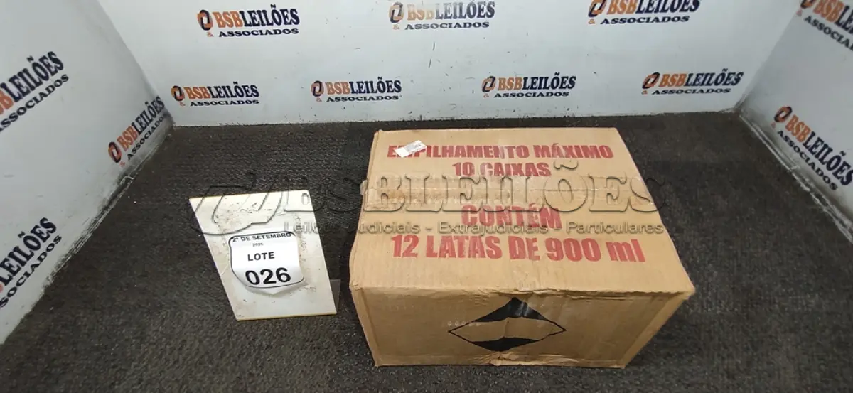 LOTE 026 - 12 LATAS DE REMOVEDORES DE TINTAS E TEXTURAS DE 900ML CADA. (NO ESTADO) ATENÇÃO! FAZER A VISITAÇÃO ANTES DE ARREMATAR, NÃO SABEMOS SE FUNCIONA, LEILÃO NÃO TEM GARANTIA E NEM DEVOLUÇÃO, SUJEITO A POSSÍVEIS AVARIAS VISÍVEIS/OCULTAS E/OU AUSÊNCIA DE COMPONENTES.
