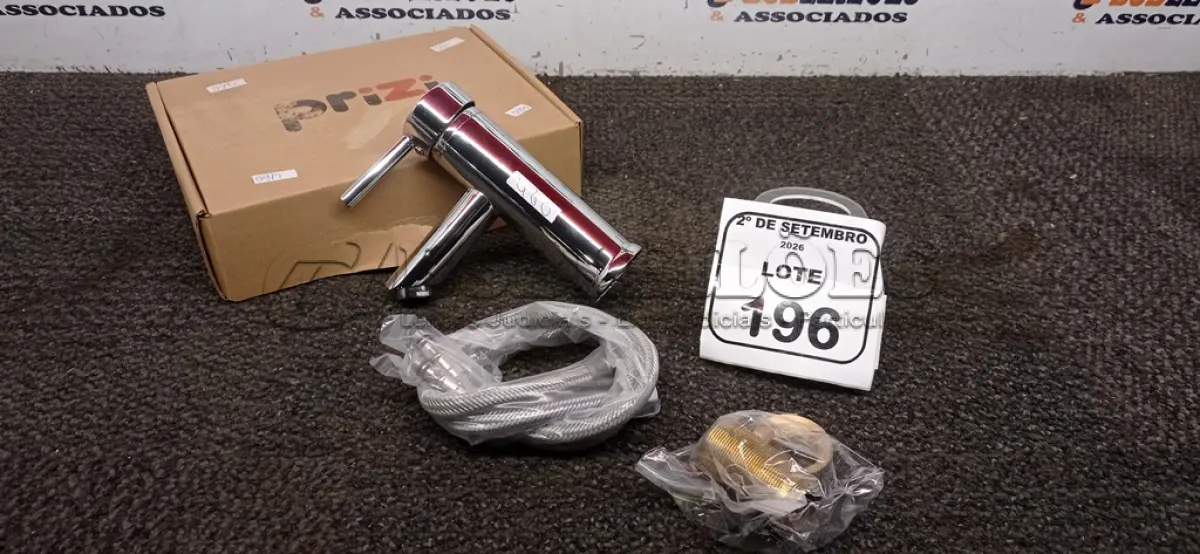 LOTE 196 - 01 TORNEIRA MISTURADOR MARCA PRIZI COM ACESSÓRIOS. (NO ESTADO) ATENÇÃO! FAZER A VISITAÇÃO ANTES DE ARREMATAR, NÃO SABEMOS SE FUNCIONA, LEILÃO NÃO TEM GARANTIA E NEM DEVOLUÇÃO, SUJEITO A POSSÍVEIS AVARIAS VISÍVEIS/OCULTAS E/OU AUSÊNCIA DE COMPONENTES.