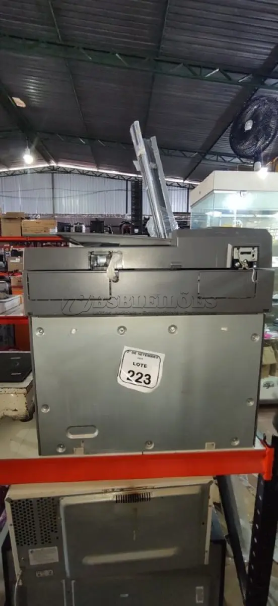 LOTE 223 - 01 IMPRESSORA MULTIFUNCIONAL MODELO BIZHUB 162 MARCA KONICA MINOLTA. (NO ESTADO) ATENÇÃO! FAZER A VISITAÇÃO ANTES DE ARREMATAR, NÃO SABEMOS SE FUNCIONA, LEILÃO NÃO TEM GARANTIA E NEM DEVOLUÇÃO, SUJEITO A POSSÍVEIS AVARIAS VISÍVEIS/OCULTAS E/OU AUSÊNCIA DE COMPONENTES.