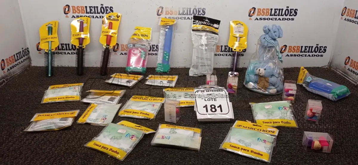 LOTE 181 - 01 LOTE COM UTENSÍLIOS DE HIGIENE E CUIDADOS PESSOAIS DIVERSOS. (NO ESTADO) ATENÇÃO! FAZER A VISITAÇÃO ANTES DE ARREMATAR, NÃO SABEMOS SE FUNCIONA, LEILÃO NÃO TEM GARANTIA E NEM DEVOLUÇÃO, SUJEITO A POSSÍVEIS AVARIAS VISÍVEIS/OCULTAS E/OU AUSÊNCIA DE COMPONENTES.
