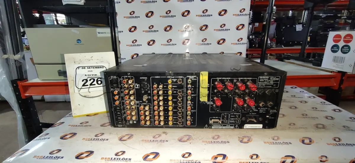 LOTE 226 - 01 RECEIVER MODELO TX-DS898 MARCA ONKYO. (NO ESTADO) ATENÇÃO! FAZER A VISITAÇÃO ANTES DE ARREMATAR, NÃO SABEMOS SE FUNCIONA, LEILÃO NÃO TEM GARANTIA E NEM DEVOLUÇÃO, SUJEITO A POSSÍVEIS AVARIAS VISÍVEIS/OCULTAS E/OU AUSÊNCIA DE COMPONENTES.
