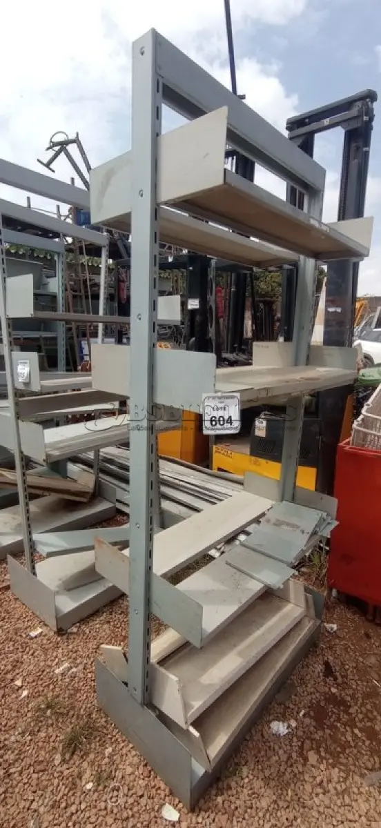 LOTE 604