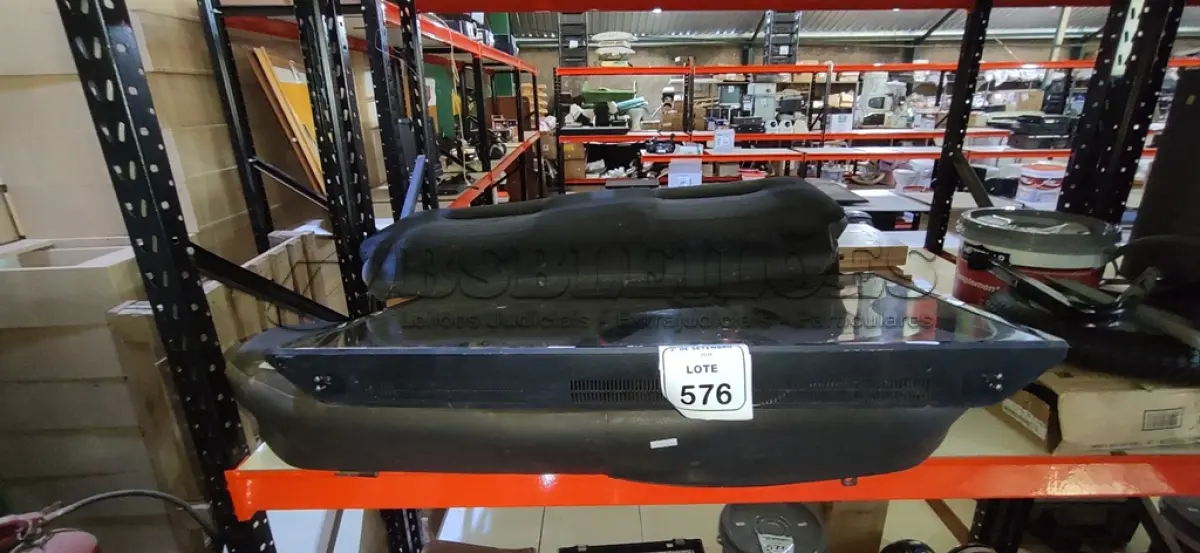 LOTE 576