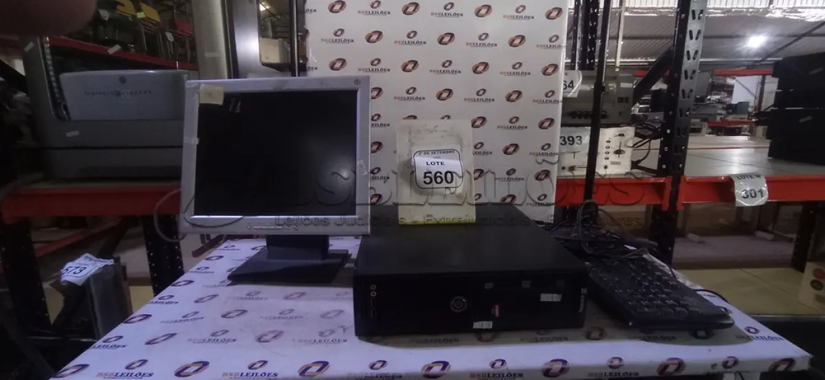 LOTE 560