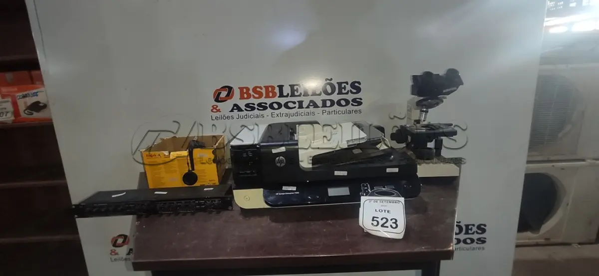 LOTE 523
