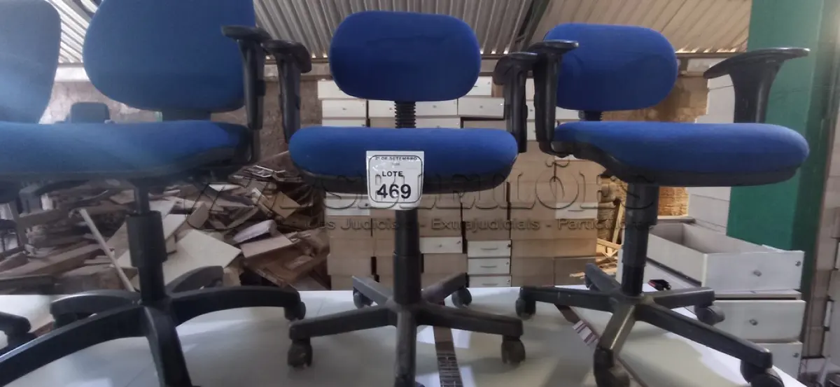LOTE 469