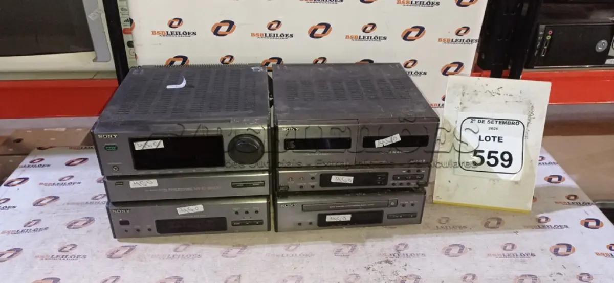 LOTE 559