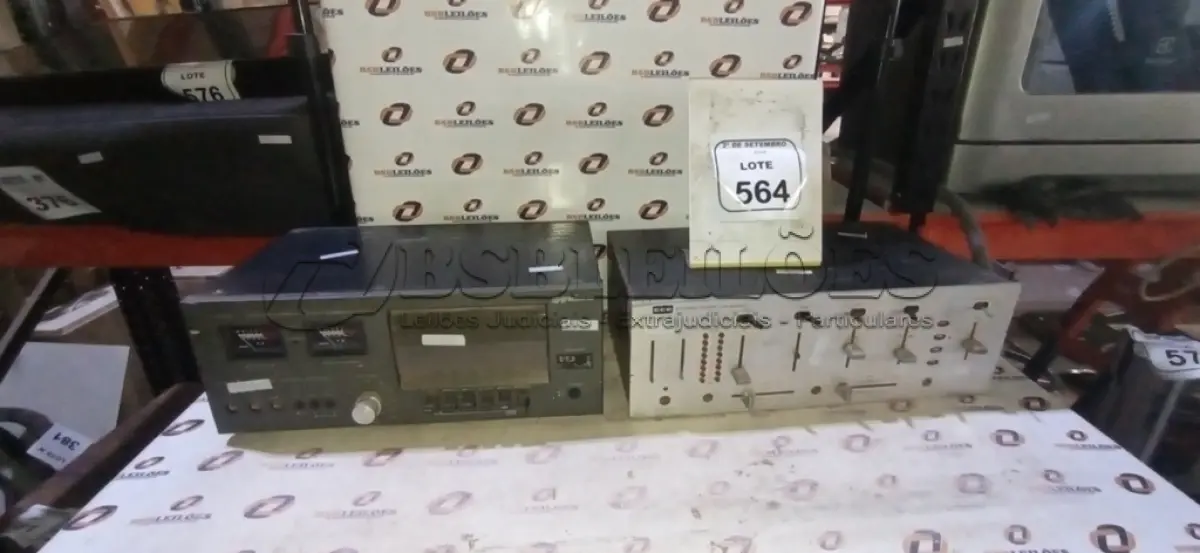 LOTE 564
