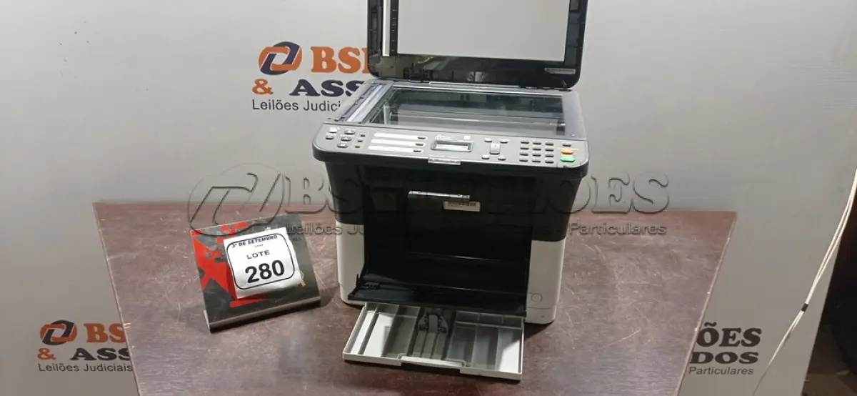 LOTE 280 - 01 IMPRESSORA MULTIFUNCIONAL MODELO FS-1125MPF MARCA KYOCERA. (NO ESTADO) ATENÇÃO! FAZER A VISITAÇÃO ANTES DE ARREMATAR, NÃO SABEMOS SE FUNCIONA, LEILÃO NÃO TEM GARANTIA E NEM DEVOLUÇÃO, SUJEITO A POSSÍVEIS AVARIAS VISÍVEIS/OCULTAS E/OU AUSÊNCIA DE COMPONENTES.