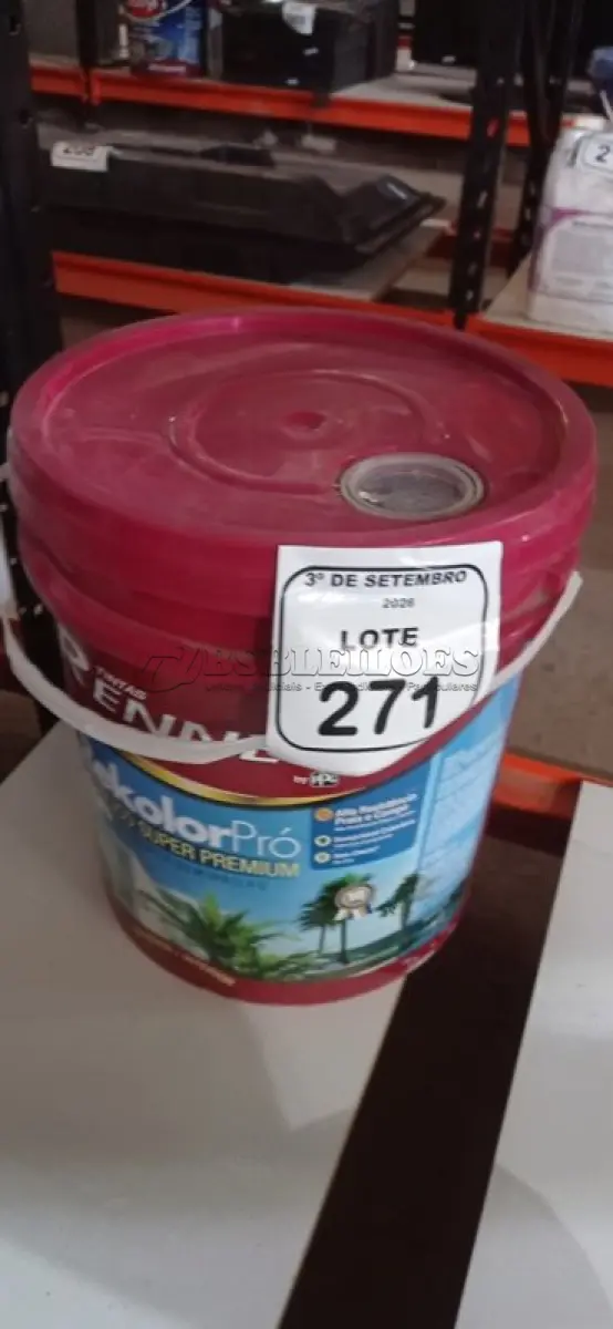 LOTE 271 - 01 BALDE DE TINTA DE ACRÍLICA SUPER PREMIUM 16L NA COR BASE MÉDIA SEMIBRILHO MARCA RENNER.  (NO ESTADO) ATENÇÃO! FAZER A VISITAÇÃO ANTES DE ARREMATAR, NÃO SABEMOS SE FUNCIONA, LEILÃO NÃO TEM GARANTIA E NEM DEVOLUÇÃO, SUJEITO A POSSÍVEIS AVARIAS VISÍVEIS/OCULTAS E/OU AUSÊNCIA DE COMPONENTES.