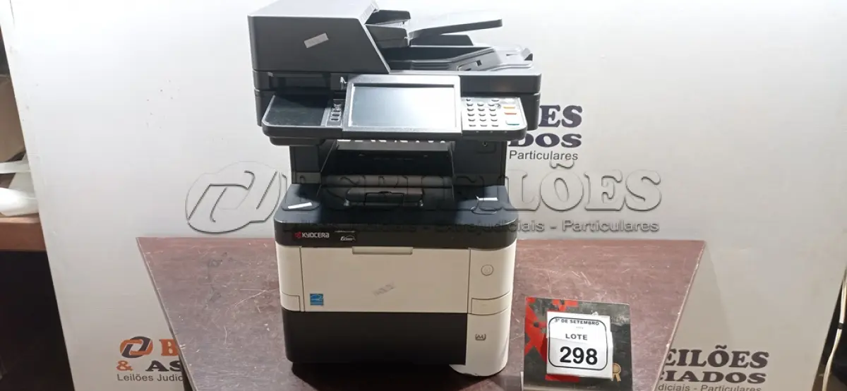 LOTE 298 - 01 IMPRESSORA MULTIFUNCIONAL MODELO M3040IDN MARCA KYOCERA. (NO ESTADO) ATENÇÃO! FAZER A VISITAÇÃO ANTES DE ARREMATAR, NÃO SABEMOS SE FUNCIONA, LEILÃO NÃO TEM GARANTIA E NEM DEVOLUÇÃO, SUJEITO A POSSÍVEIS AVARIAS VISÍVEIS/OCULTAS E/OU AUSÊNCIA DE COMPONENTES.