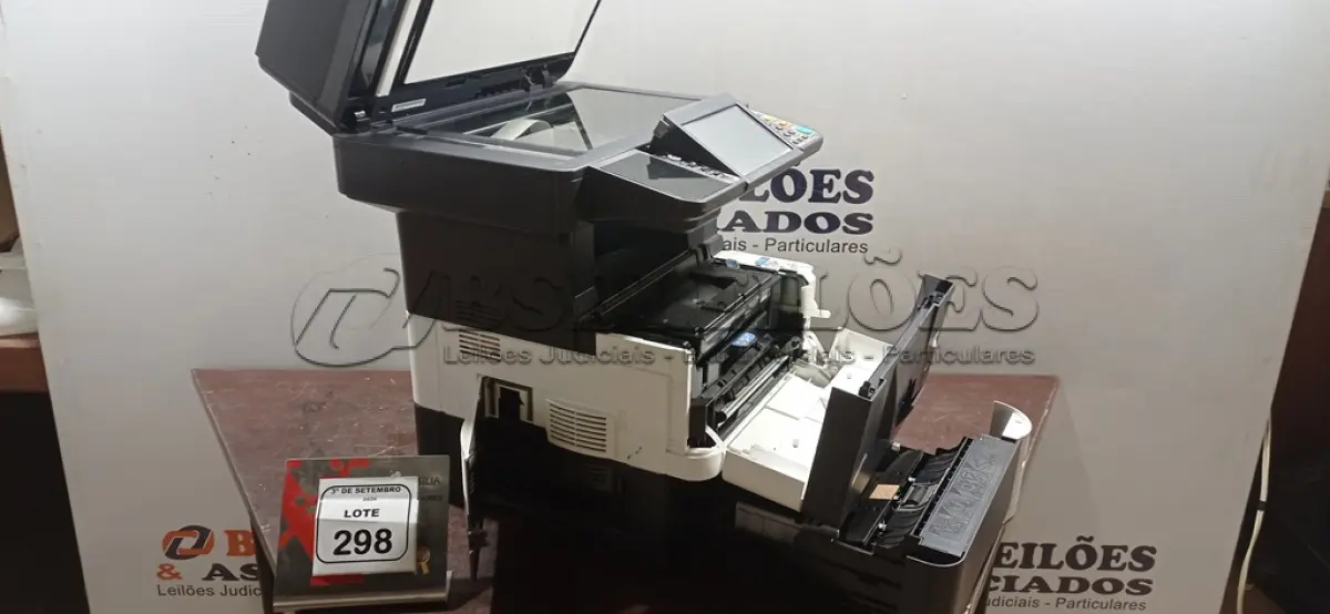 LOTE 298 - 01 IMPRESSORA MULTIFUNCIONAL MODELO M3040IDN MARCA KYOCERA. (NO ESTADO) ATENÇÃO! FAZER A VISITAÇÃO ANTES DE ARREMATAR, NÃO SABEMOS SE FUNCIONA, LEILÃO NÃO TEM GARANTIA E NEM DEVOLUÇÃO, SUJEITO A POSSÍVEIS AVARIAS VISÍVEIS/OCULTAS E/OU AUSÊNCIA DE COMPONENTES.