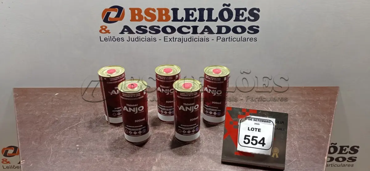 LOTE 554 - 05 LATAS DE THINER DE 900ML CADA MARCA ANJO TINTAS. (NO ESTADO) ATENÇÃO! FAZER A VISITAÇÃO ANTES DE ARREMATAR, NÃO SABEMOS SE FUNCIONA, LEILÃO NÃO TEM GARANTIA E NEM DEVOLUÇÃO, SUJEITO A POSSÍVEIS AVARIAS VISÍVEIS/OCULTAS E/OU AUSÊNCIA DE COMPONENTES.