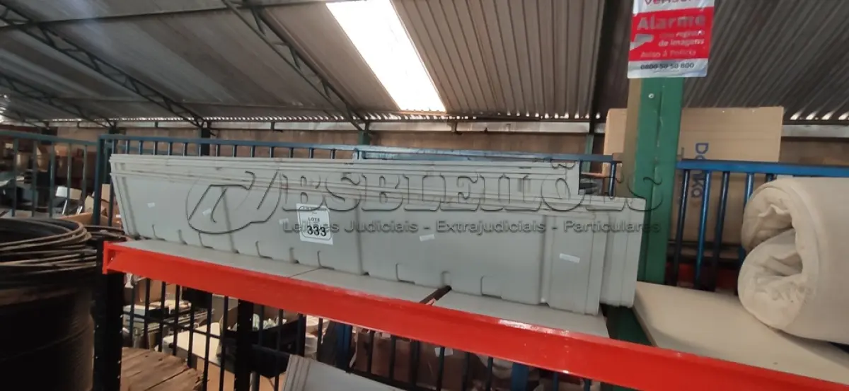 LOTE 333 - 07 PROTETORES DE PLÁSTICO DE 1,50X0,72M. (NO ESTADO) ATENÇÃO! FAZER A VISITAÇÃO ANTES DE ARREMATAR, NÃO SABEMOS SE FUNCIONA, LEILÃO NÃO TEM GARANTIA E NEM DEVOLUÇÃO, SUJEITO A POSSÍVEIS AVARIAS VISÍVEIS/OCULTAS E/OU AUSÊNCIA DE COMPONENTES.