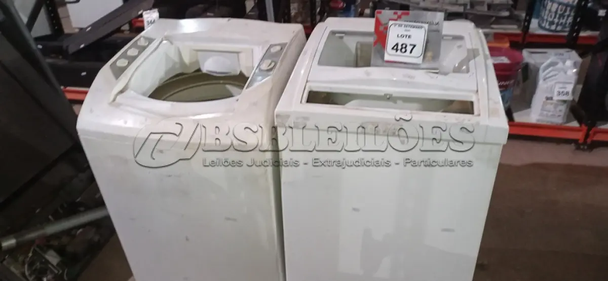LOTE 487 - 02 MÁQUINAS DE LAVAR PARA RETIRADA DE PEÇAS. (NO ESTADO) ATENÇÃO! FAZER A VISITAÇÃO ANTES DE ARREMATAR, NÃO SABEMOS SE FUNCIONA, LEILÃO NÃO TEM GARANTIA E NEM DEVOLUÇÃO, SUJEITO A POSSÍVEIS AVARIAS VISÍVEIS/OCULTAS E/OU AUSÊNCIA DE COMPONENTES.