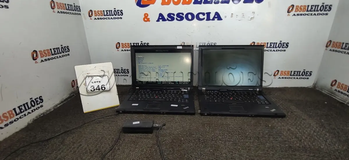 LOTE 346 - 02 NOTEBOOKS SÉRIE THINKPAD MARCA LENOVO COM 01 CARREGADOR. (NO ESTADO) ATENÇÃO! FAZER A VISITAÇÃO ANTES DE ARREMATAR, NÃO SABEMOS SE FUNCIONA, LEILÃO NÃO TEM GARANTIA E NEM DEVOLUÇÃO, SUJEITO A POSSÍVEIS AVARIAS VISÍVEIS/OCULTAS E/OU AUSÊNCIA DE COMPONENTES.