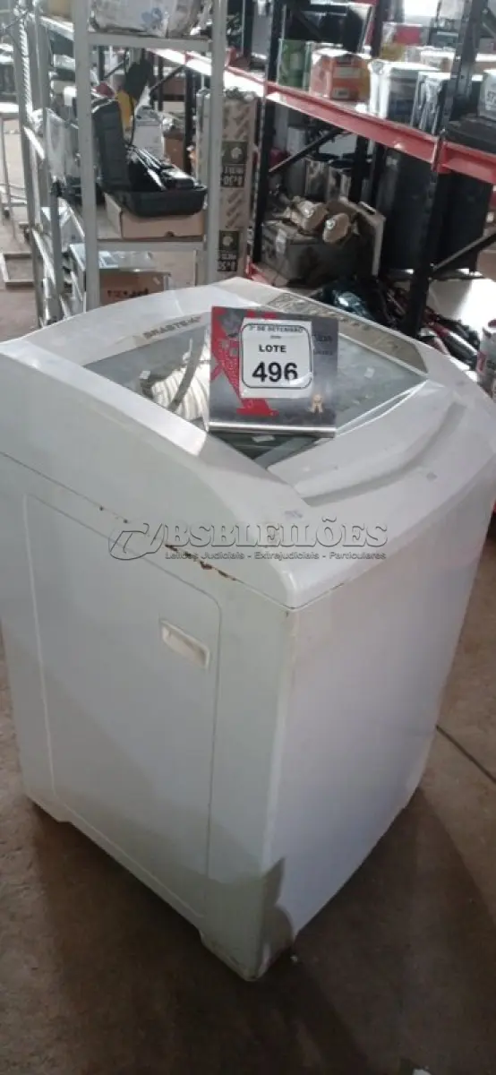 LOTE 496 - 01 MÁQUINA DE LAVAR 8KG 220V MARCA BRASTEMP. (NO ESTADO) ATENÇÃO! FAZER A VISITAÇÃO ANTES DE ARREMATAR, NÃO SABEMOS SE FUNCIONA, LEILÃO NÃO TEM GARANTIA E NEM DEVOLUÇÃO, SUJEITO A POSSÍVEIS AVARIAS VISÍVEIS/OCULTAS E/OU AUSÊNCIA DE COMPONENTES.