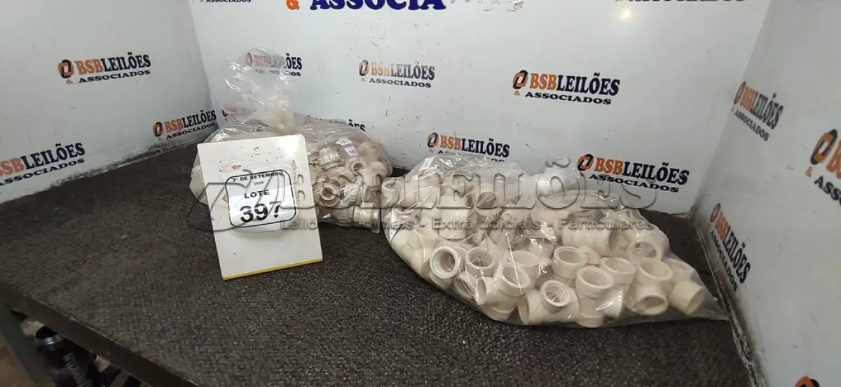 LOTE 397 - 01 LOTE COM VÁRIOS TÊS ROSÁVEL DE 1‘’ 3/4. (NO ESTADO) ATENÇÃO! FAZER A VISITAÇÃO ANTES DE ARREMATAR, NÃO SABEMOS SE FUNCIONA, LEILÃO NÃO TEM GARANTIA E NEM DEVOLUÇÃO, SUJEITO A POSSÍVEIS AVARIAS VISÍVEIS/OCULTAS E/OU AUSÊNCIA DE COMPONENTES.