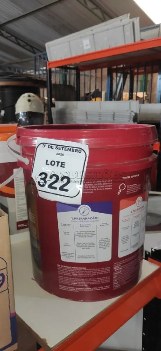 LOTE 322 - 01 BALDE DE TINTA DE PISOS ACRÍLICO PREMIUM 18L NA COR VERMELHO SEGURANÇA FOSCO MARCA RENNER.  (NO ESTADO) ATENÇÃO! FAZER A VISITAÇÃO ANTES DE ARREMATAR, NÃO SABEMOS SE FUNCIONA, LEILÃO NÃO TEM GARANTIA E NEM DEVOLUÇÃO, SUJEITO A POSSÍVEIS AVARIAS VISÍVEIS/OCULTAS E/OU AUSÊNCIA DE COMPONENTES.