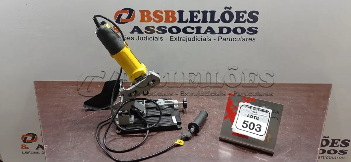 LOTE 503 - 01 ESMERILHADEIRA ANGULAR COM BASE PARA CORTE. (NO ESTADO) ATENÇÃO! FAZER A VISITAÇÃO ANTES DE ARREMATAR, NÃO SABEMOS SE FUNCIONA, LEILÃO NÃO TEM GARANTIA E NEM DEVOLUÇÃO, SUJEITO A POSSÍVEIS AVARIAS VISÍVEIS/OCULTAS E/OU AUSÊNCIA DE COMPONENTES.