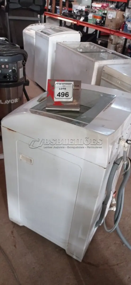 LOTE 496 - 01 MÁQUINA DE LAVAR 8KG 220V MARCA BRASTEMP. (NO ESTADO) ATENÇÃO! FAZER A VISITAÇÃO ANTES DE ARREMATAR, NÃO SABEMOS SE FUNCIONA, LEILÃO NÃO TEM GARANTIA E NEM DEVOLUÇÃO, SUJEITO A POSSÍVEIS AVARIAS VISÍVEIS/OCULTAS E/OU AUSÊNCIA DE COMPONENTES.