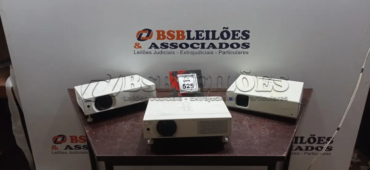 LOTE 525