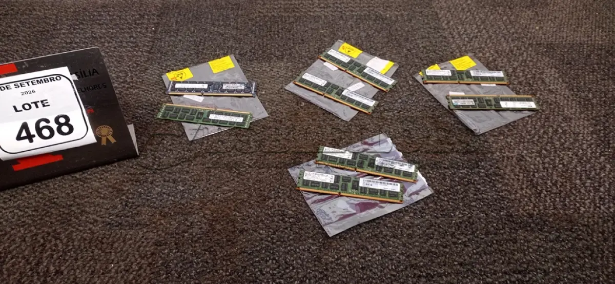 LOTE 468 - 08 MEMÓRIAS DDR3 PARA SERVIDORES. (NO ESTADO) ATENÇÃO! FAZER A VISITAÇÃO ANTES DE ARREMATAR, NÃO SABEMOS SE FUNCIONA, LEILÃO NÃO TEM GARANTIA E NEM DEVOLUÇÃO, SUJEITO A POSSÍVEIS AVARIAS VISÍVEIS/OCULTAS E/OU AUSÊNCIA DE COMPONENTES.