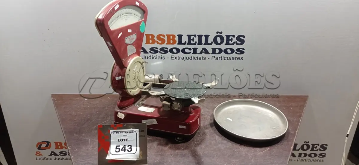LOTE 543 - 01 BALANÇA MARCA FILIZOLA. (NO ESTADO) ATENÇÃO! FAZER A VISITAÇÃO ANTES DE ARREMATAR, NÃO SABEMOS SE FUNCIONA, LEILÃO NÃO TEM GARANTIA E NEM DEVOLUÇÃO, SUJEITO A POSSÍVEIS AVARIAS VISÍVEIS/OCULTAS E/OU AUSÊNCIA DE COMPONENTES.