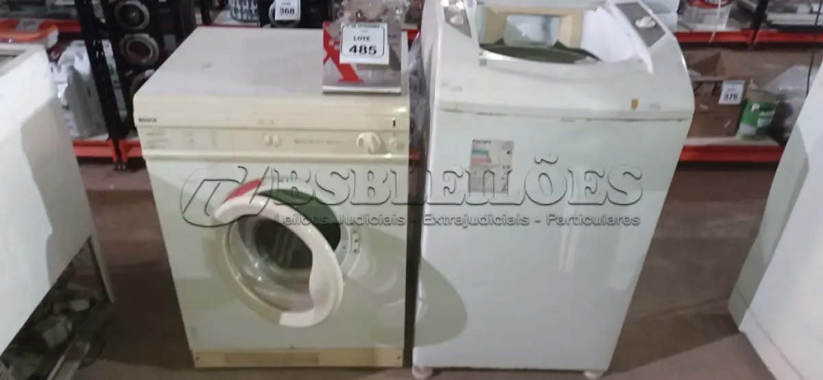 LOTE 485 - 01 MÁQUINA DE LAVAR 9KG 220V MARCA BRASTEMP E 01 SECADORA MARCA BOSCH. (NO ESTADO) ATENÇÃO! FAZER A VISITAÇÃO ANTES DE ARREMATAR, NÃO SABEMOS SE FUNCIONA, LEILÃO NÃO TEM GARANTIA E NEM DEVOLUÇÃO, SUJEITO A POSSÍVEIS AVARIAS VISÍVEIS/OCULTAS E/OU AUSÊNCIA DE COMPONENTES.