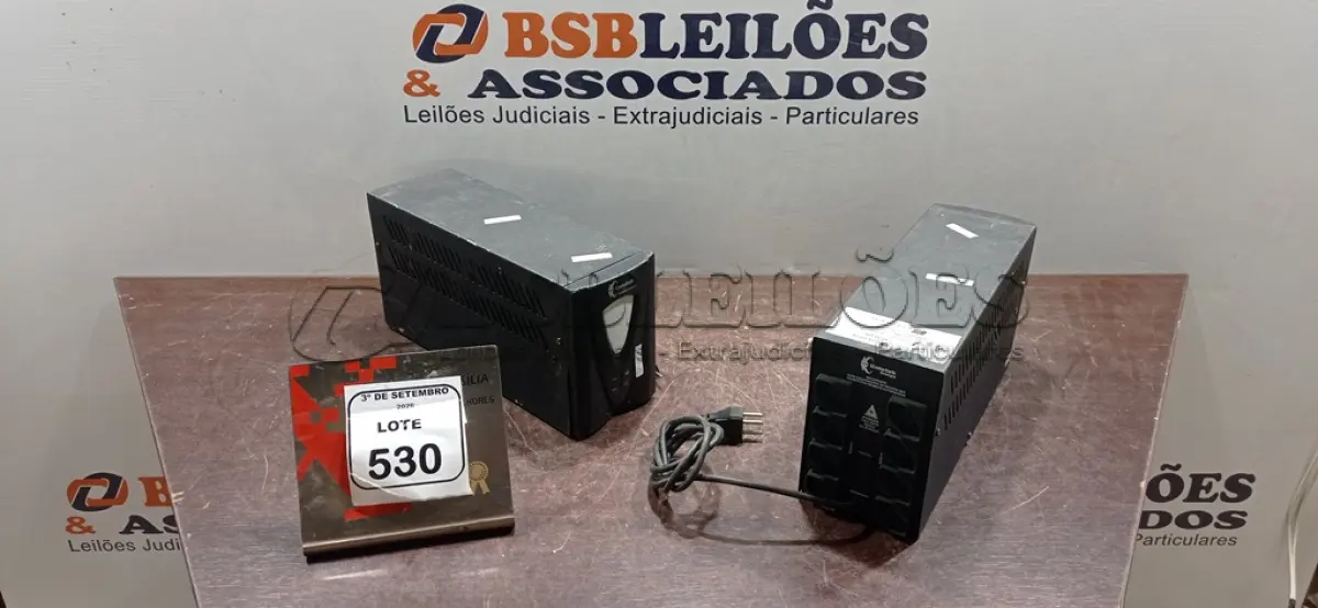 LOTE 530 - 02 NOBREAKS MARCA COLETEK. (NO ESTADO) ATENÇÃO! FAZER A VISITAÇÃO ANTES DE ARREMATAR, NÃO SABEMOS SE FUNCIONA, LEILÃO NÃO TEM GARANTIA E NEM DEVOLUÇÃO, SUJEITO A POSSÍVEIS AVARIAS VISÍVEIS/OCULTAS E/OU AUSÊNCIA DE COMPONENTES.