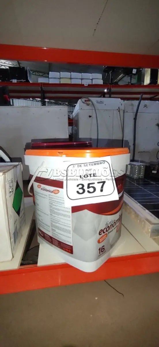 LOTE 357 - 01 BALDE DE SELADOR ACRÍLICO DE 16L MARCA RENOCRIL. (NO ESTADO) ATENÇÃO! FAZER A VISITAÇÃO ANTES DE ARREMATAR, NÃO SABEMOS SE FUNCIONA, LEILÃO NÃO TEM GARANTIA E NEM DEVOLUÇÃO, SUJEITO A POSSÍVEIS AVARIAS VISÍVEIS/OCULTAS E/OU AUSÊNCIA DE COMPONENTES.