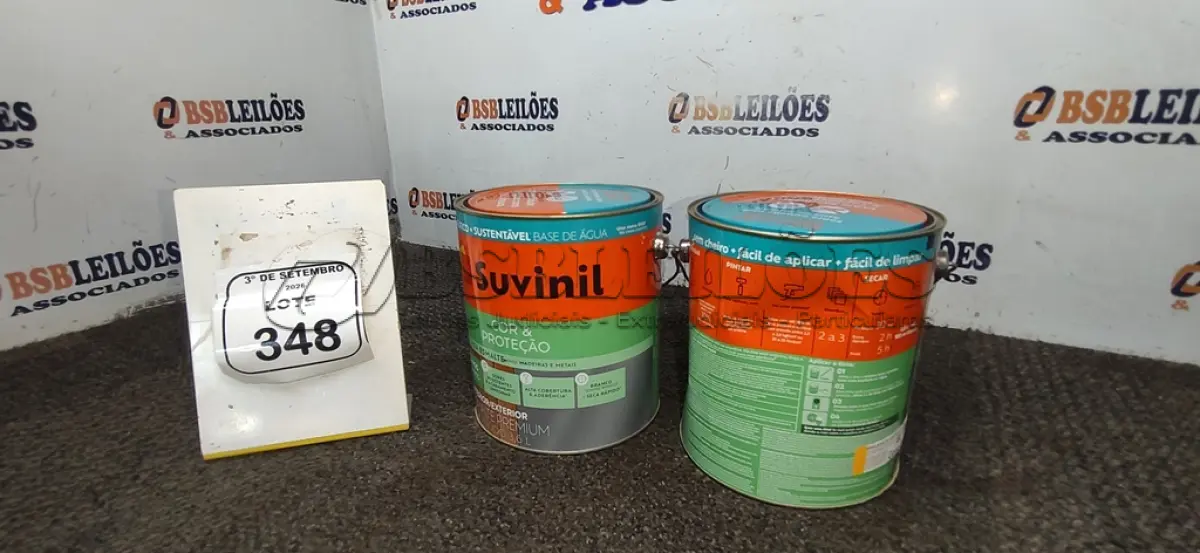 LOTE 348 - 02 LATAS DE TINTAS ESMALTE NA COR BRILHANTE AMARELO OURO BASE DE ÁGUA DE 3,6L MARCA SUVINIL. (NO ESTADO) ATENÇÃO! FAZER A VISITAÇÃO ANTES DE ARREMATAR, NÃO SABEMOS SE FUNCIONA, LEILÃO NÃO TEM GARANTIA E NEM DEVOLUÇÃO, SUJEITO A POSSÍVEIS AVARIAS VISÍVEIS/OCULTAS E/OU AUSÊNCIA DE COMPONENTES.