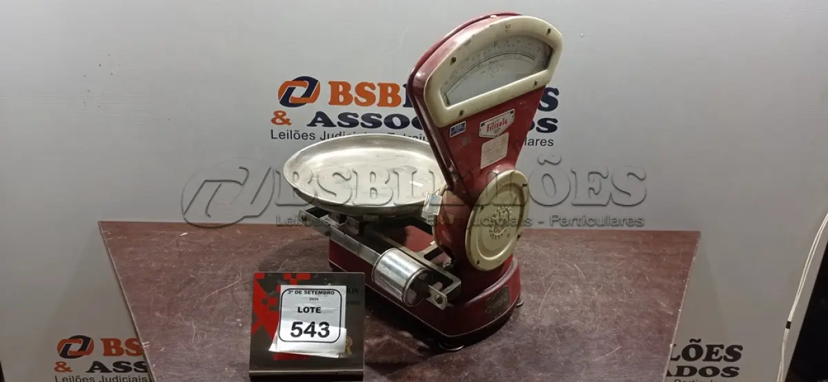 LOTE 543 - 01 BALANÇA MARCA FILIZOLA. (NO ESTADO) ATENÇÃO! FAZER A VISITAÇÃO ANTES DE ARREMATAR, NÃO SABEMOS SE FUNCIONA, LEILÃO NÃO TEM GARANTIA E NEM DEVOLUÇÃO, SUJEITO A POSSÍVEIS AVARIAS VISÍVEIS/OCULTAS E/OU AUSÊNCIA DE COMPONENTES.