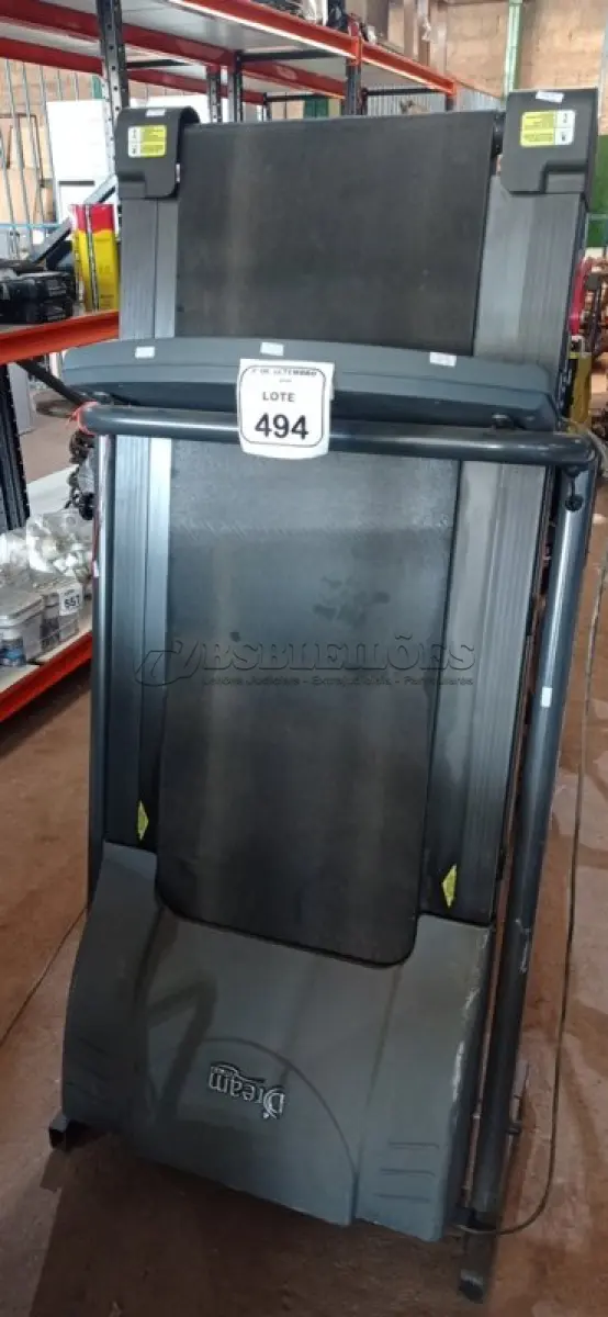 LOTE 494 - 01 ESTEIRA ERGOMÉTRICA MODELO DR2110 MARA DREAMFIT. (NO ESTADO) ATENÇÃO! FAZER A VISITAÇÃO ANTES DE ARREMATAR, NÃO SABEMOS SE FUNCIONA, LEILÃO NÃO TEM GARANTIA E NEM DEVOLUÇÃO, SUJEITO A POSSÍVEIS AVARIAS VISÍVEIS/OCULTAS E/OU AUSÊNCIA DE COMPONENTES.