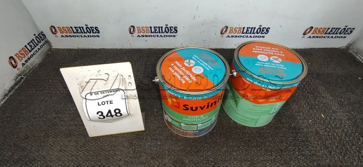 LOTE 348 - 02 LATAS DE TINTAS ESMALTE NA COR BRILHANTE AMARELO OURO BASE DE ÁGUA DE 3,6L MARCA SUVINIL. (NO ESTADO) ATENÇÃO! FAZER A VISITAÇÃO ANTES DE ARREMATAR, NÃO SABEMOS SE FUNCIONA, LEILÃO NÃO TEM GARANTIA E NEM DEVOLUÇÃO, SUJEITO A POSSÍVEIS AVARIAS VISÍVEIS/OCULTAS E/OU AUSÊNCIA DE COMPONENTES.