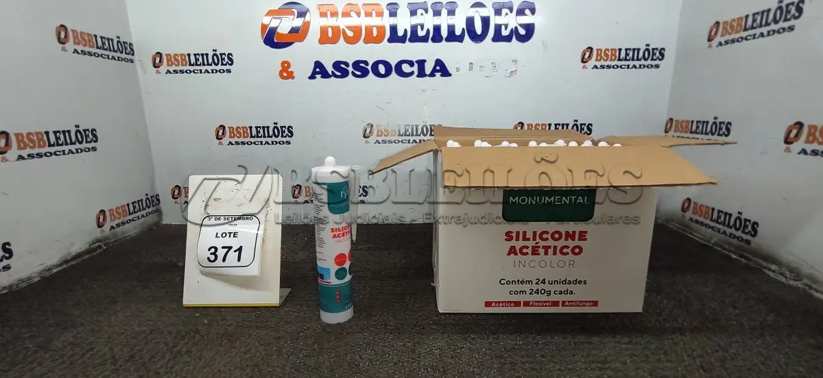 LOTE 371 - 01 CAIXA COM 24 SILICONE ACÉTICO INCOLOR DE 240G CADA MARCA MONUMENTAL. (NO ESTADO) ATENÇÃO! FAZER A VISITAÇÃO ANTES DE ARREMATAR, NÃO SABEMOS SE FUNCIONA, LEILÃO NÃO TEM GARANTIA E NEM DEVOLUÇÃO, SUJEITO A POSSÍVEIS AVARIAS VISÍVEIS/OCULTAS E/OU AUSÊNCIA DE COMPONENTES.