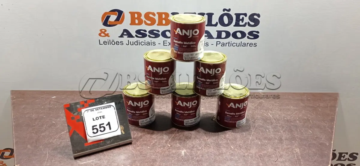 LOTE 551 - 06 LATAS DE ESMALTE METÁLICO DE 900ML CADA NA COR MARROM AVEIA MARCA ANJO TINTAS. (NO ESTADO) ATENÇÃO! FAZER A VISITAÇÃO ANTES DE ARREMATAR, NÃO SABEMOS SE FUNCIONA, LEILÃO NÃO TEM GARANTIA E NEM DEVOLUÇÃO, SUJEITO A POSSÍVEIS AVARIAS VISÍVEIS/OCULTAS E/OU AUSÊNCIA DE COMPONENTES.