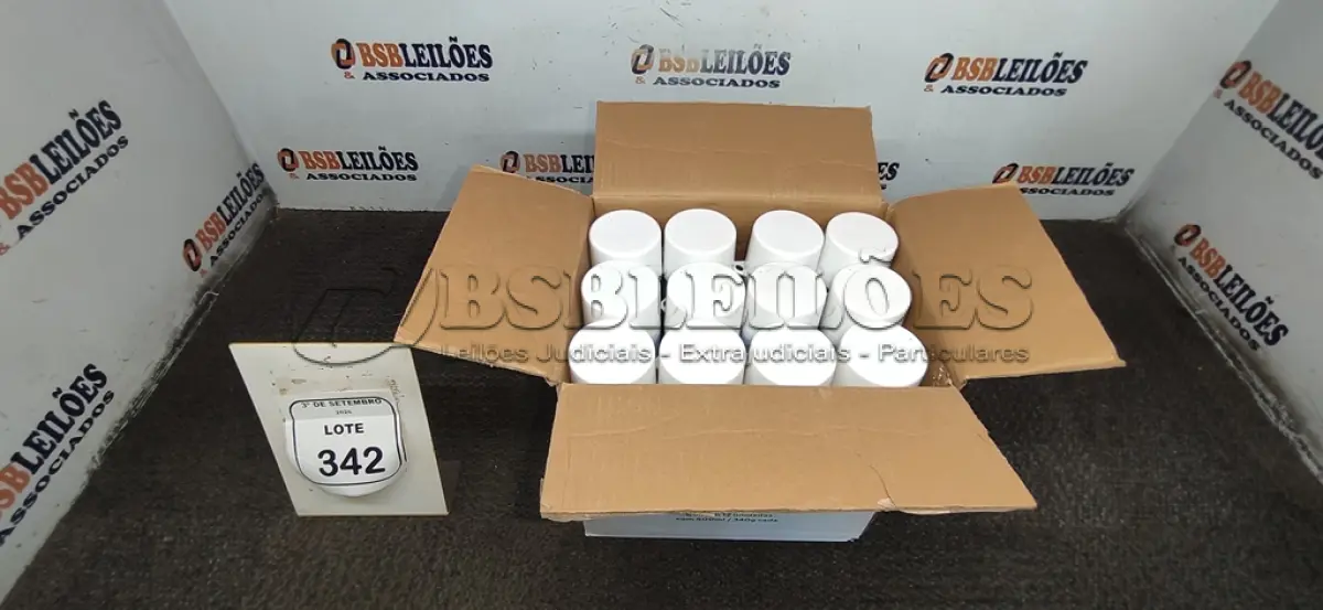 LOTE 342 - 12 UNIDADES DE ESPUMA PU EXPANSIVA DE 500ML CADA MARCA EIXO NOBRE. (NO ESTADO) ATENÇÃO! FAZER A VISITAÇÃO ANTES DE ARREMATAR, NÃO SABEMOS SE FUNCIONA, LEILÃO NÃO TEM GARANTIA E NEM DEVOLUÇÃO, SUJEITO A POSSÍVEIS AVARIAS VISÍVEIS/OCULTAS E/OU AUSÊNCIA DE COMPONENTES.