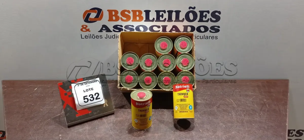 LOTE 532 - 12 LATAS DE THINNER PREMIUM DE 450ML CADA MARCA NATRIELLI. (NO ESTADO) ATENÇÃO! FAZER A VISITAÇÃO ANTES DE ARREMATAR, NÃO SABEMOS SE FUNCIONA, LEILÃO NÃO TEM GARANTIA E NEM DEVOLUÇÃO, SUJEITO A POSSÍVEIS AVARIAS VISÍVEIS/OCULTAS E/OU AUSÊNCIA DE COMPONENTES.  BSB LEILÕES