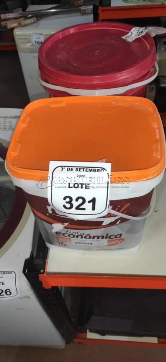 LOTE 321 - 01 BALDE DE TINTA ECONÔMICA DE 16L NA COR BRANCO NEVE MARCA RENOCRIL. (NO ESTADO) ATENÇÃO! FAZER A VISITAÇÃO ANTES DE ARREMATAR, NÃO SABEMOS SE FUNCIONA, LEILÃO NÃO TEM GARANTIA E NEM DEVOLUÇÃO, SUJEITO A POSSÍVEIS AVARIAS VISÍVEIS/OCULTAS E/OU AUSÊNCIA DE COMPONENTES.