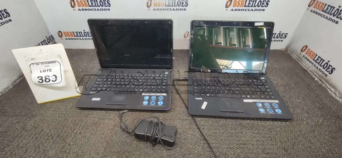 LOTE 389 - 02 NOTEBOOKS MARCA TCORP SEM FONTE. (NO ESTADO) ATENÇÃO! FAZER A VISITAÇÃO ANTES DE ARREMATAR, NÃO SABEMOS SE FUNCIONA, LEILÃO NÃO TEM GARANTIA E NEM DEVOLUÇÃO, SUJEITO A POSSÍVEIS AVARIAS VISÍVEIS/OCULTAS E/OU AUSÊNCIA DE COMPONENTES.