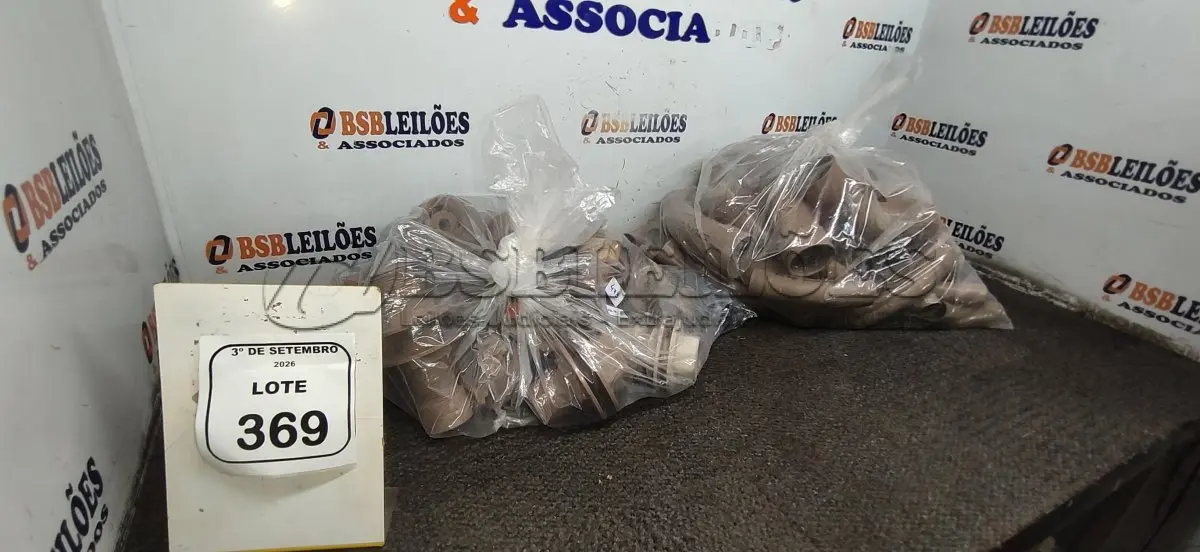 LOTE 369 - 01 LOTE COM GRANDE QUANTIDADE DE CONEXÕES SOLDÁVEIS DIVERSAS. (NO ESTADO) ATENÇÃO! FAZER A VISITAÇÃO ANTES DE ARREMATAR, NÃO SABEMOS SE FUNCIONA, LEILÃO NÃO TEM GARANTIA E NEM DEVOLUÇÃO, SUJEITO A POSSÍVEIS AVARIAS VISÍVEIS/OCULTAS E/OU AUSÊNCIA DE COMPONENTES.